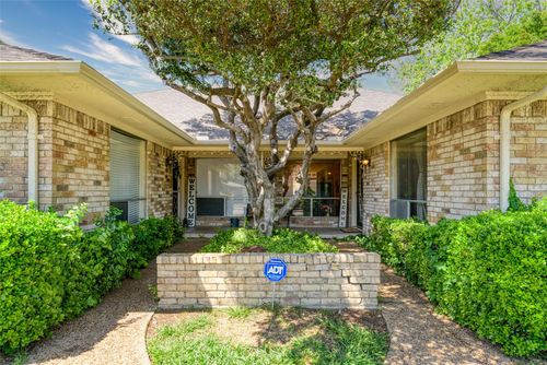 4339 Harvest Hill Rd, Dallas, TX, 75244-6422 | Card Image