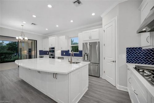 15107 Pescara St, NAPLES, FL, 34114 | Card Image