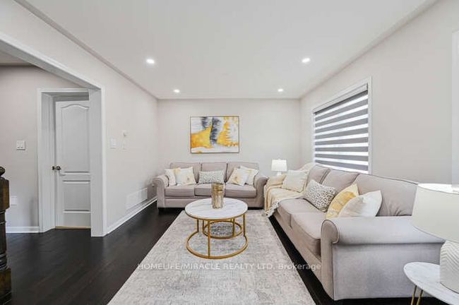 43 Ariel Rd, House attached with 4 bedrooms, 4 bathrooms and 1 parking in Brampton ON | Image 16