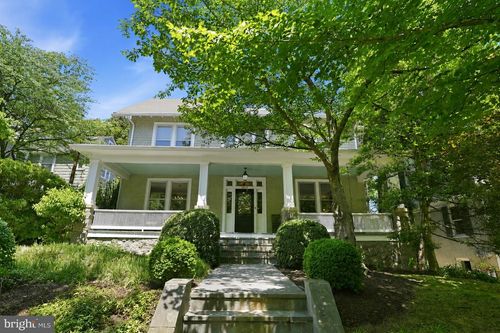 3839 Livingston St Nw, WASHINGTON, DC, 20015-2802 | Card Image