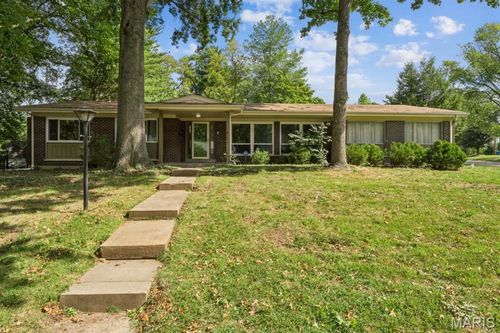 12801 Bellerive Estates Drive, St Louis, MO, 63141 | Card Image