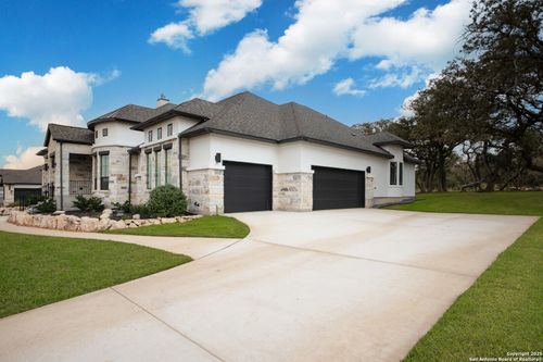 431 Falcon Trl, San Antonio, TX, 78227 | Card Image