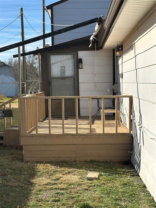 423 N Lowe St, Hobart, OK, 73651-1625 | Card Image