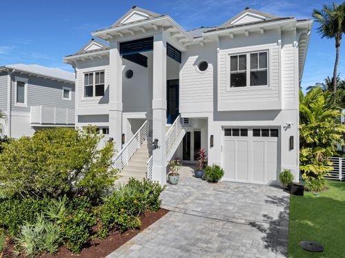 241 Tollgate Blvd, Islamorada, FL, 33036-4220 | Card Image