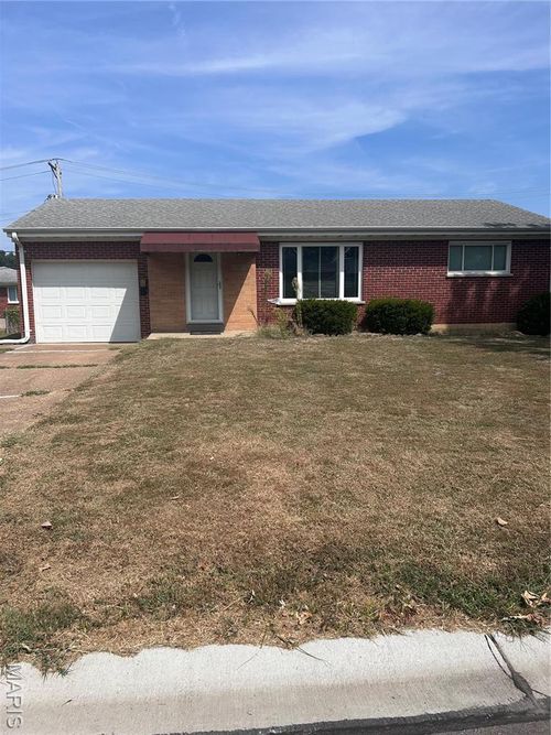 4307 Kay Ln, Affton, MO, 63123-6728 | Card Image