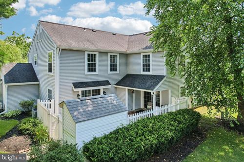 107 Ashby Ct, Mount Laurel, NJ, 08054-3330 | Card Image