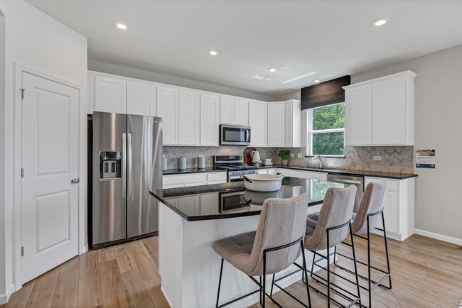 2415 Lucent Ln, House other with 3 bedrooms, 3 bathrooms and 2 parking in Naperville IL | Image 11