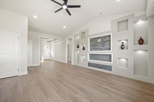 Lots 2-8 Sw Adams St., House other with 3 bedrooms, 3 bathrooms and 2 parking in Connell WA | Image 6