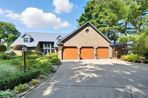 769 River Pointe Pl, Mishawaka, IN, 46544-4164 | Card Image