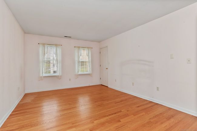 157 Hull St, House other with 3 bedrooms, 3 bathrooms and null parking in Ansonia CT | Image 32