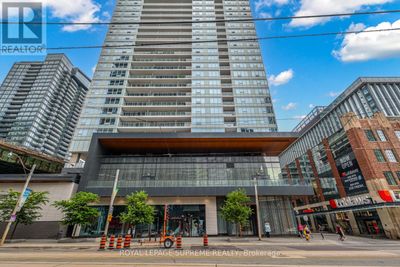 1115 - 19 Bathurst St, Condo with 1 bedrooms, 1 bathrooms and 1 parking in Toronto ON | Image 2