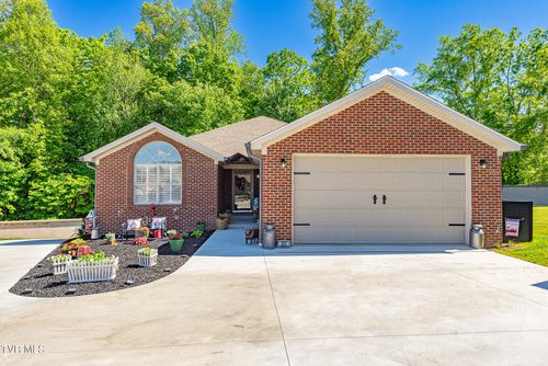 283 Crockett Dr, Church Hill, TN, 37642-4724 | Card Image