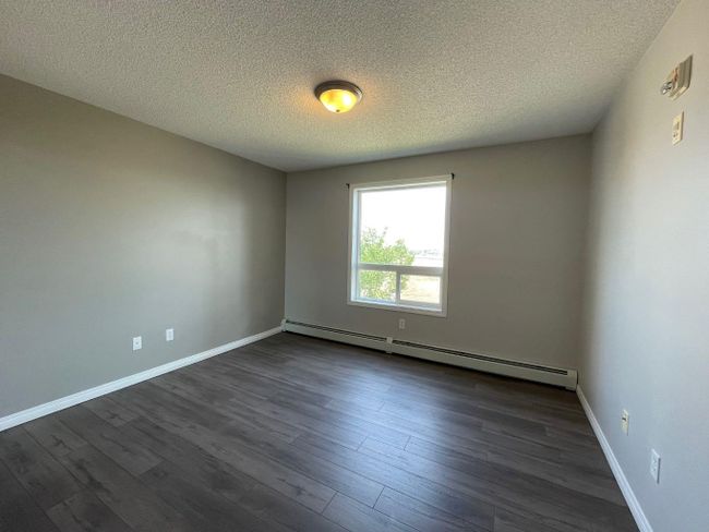1317 - 330 Clareview Station Dr Nw, Condo with 1 bedrooms, 1 bathrooms and 2 parking in Edmonton AB | Image 16