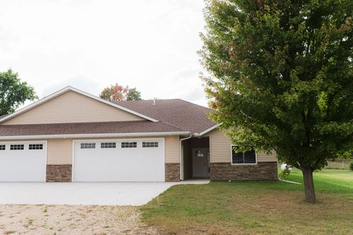 347 5th Ave Ne, Mazeppa, MN, 55956-1200 | Card Image