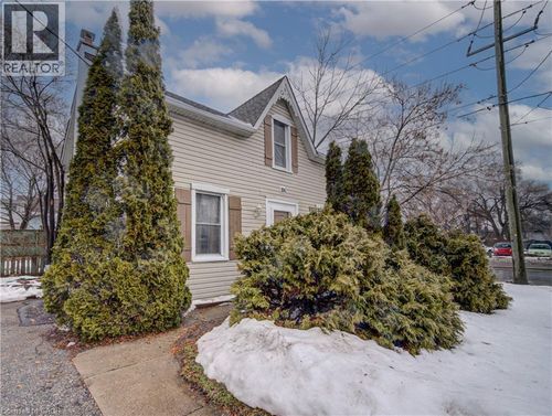 186 Wellington St, Cambridge, ON, N1R3Z3 | Card Image