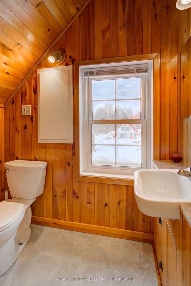 14064 County Rd 38, House other with 3 bedrooms, 2 bathrooms and 5 parking in Sharbot Lake ON | Image 23