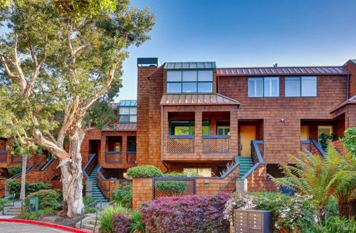 403 Paradise Dr, Tiburon, CA, 94920-2538 | Card Image