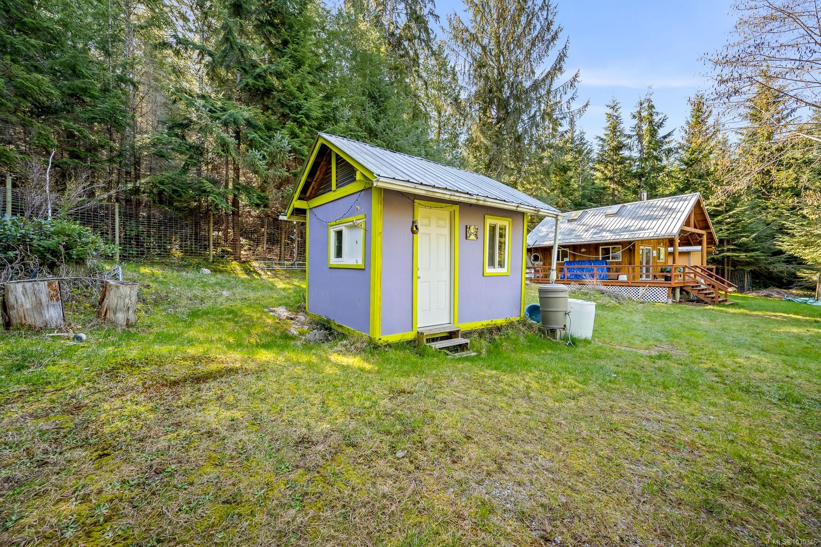 Residential in Cortes Island 3