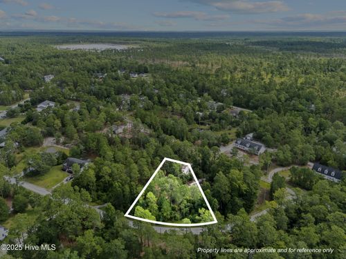 267 Foxcroft Rd, Boiling Spring Lakes, NC, 28461-7907 | Card Image