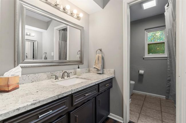 upstairs bathroom | Image 35