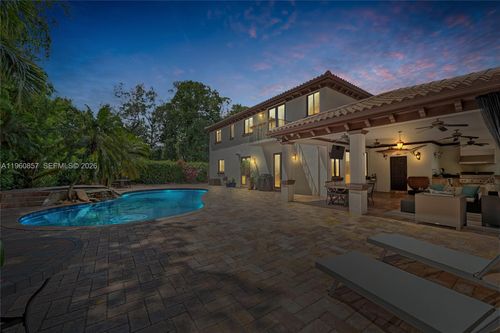 5621 Sw 68th Ct, Miami, FL, 33143 | Card Image