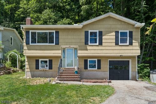 26 Valley View Dr, Rockaway, NJ, 07866-1507 | Card Image