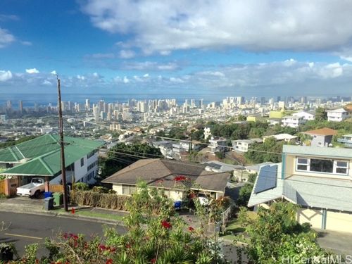 2207 St Louis Dr, Honolulu, HI, 96816 | Card Image