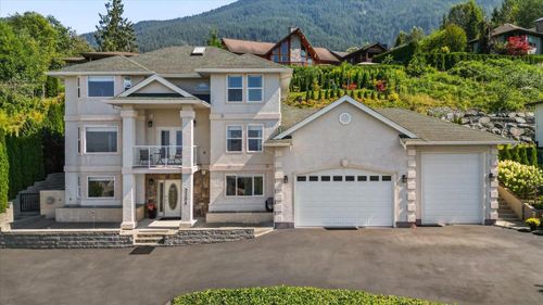 7304 Mount Thurston Dr, Chilliwack, BC, V4Z0A3 | Card Image