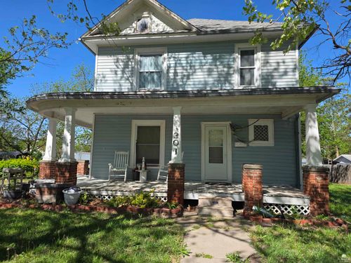 301 N Broadway, Herington, KS, 67449-1907 | Card Image