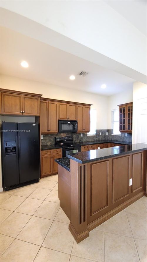 6033-6033 Nw 118th Dr, Coral Springs, FL, 33076-3368 | Card Image