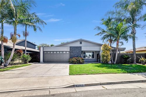 20442 Harbor Isle Ln, Huntington Beach, CA, 92646-5208 | Card Image