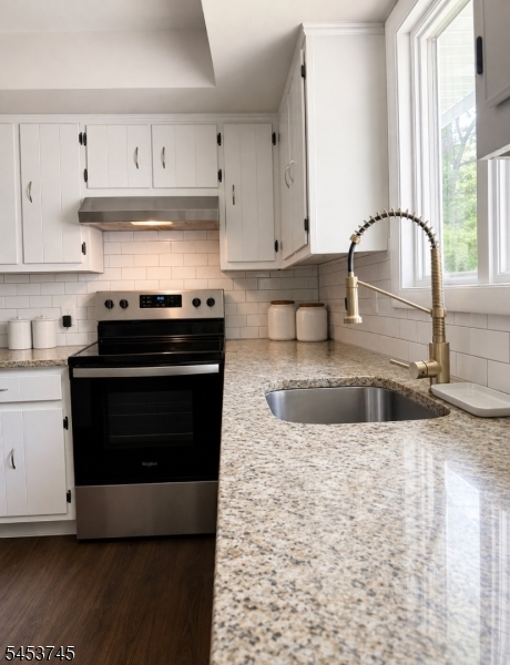 Residential Lease in Hillsborough Twp. 4