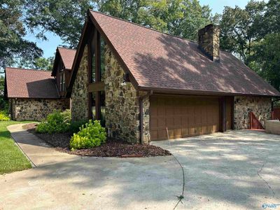 723 Edgewood Drive, House other with 4 bedrooms, 2 bathrooms and null parking in Sheffield AL | Image 2