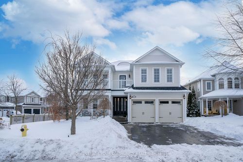 32 Hanson Cres, Whitby, ON, L1M2K9 | Card Image