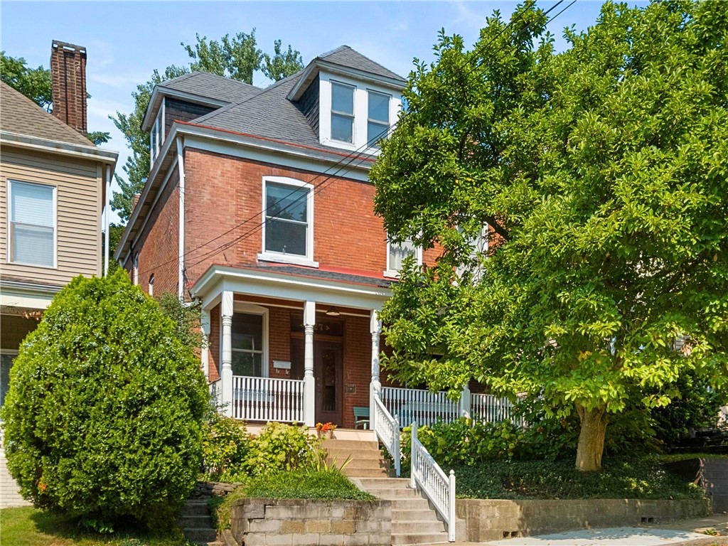 Pitt St, Pittsburgh, PA 15221