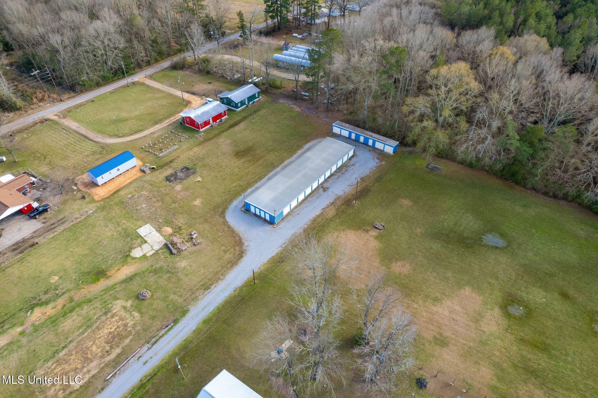 6305 Highway 80, Morton, MS 39117
