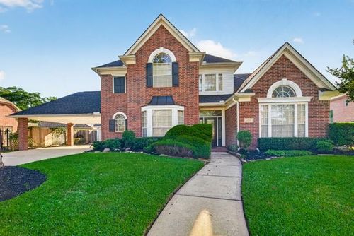 3910 S Beechwood Ct, Houston, TX, 77059-4081 | Card Image