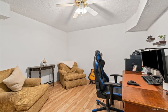 Home office or 4th bedroom | Image 35