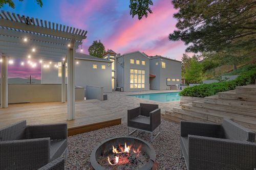 2093 S Lakeline Dr, Salt Lake City, UT, 84109-1487 | Card Image