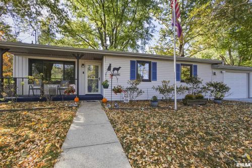 1713 W Adams Rd, Macomb, IL, 61455-1203 | Card Image