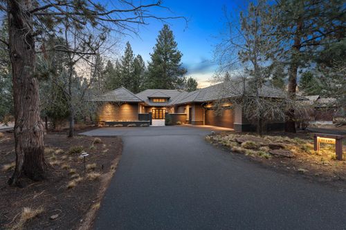 61440 Tam Mcarthur Loop, Bend, OR, 97702-1154 | Card Image