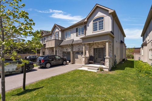 24 Churchlea Mews, Orillia, ON, L3V8K9 | Card Image