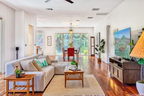 1070 Koko Kai Pl, Honolulu, HI, 96825-3602 | Card Image