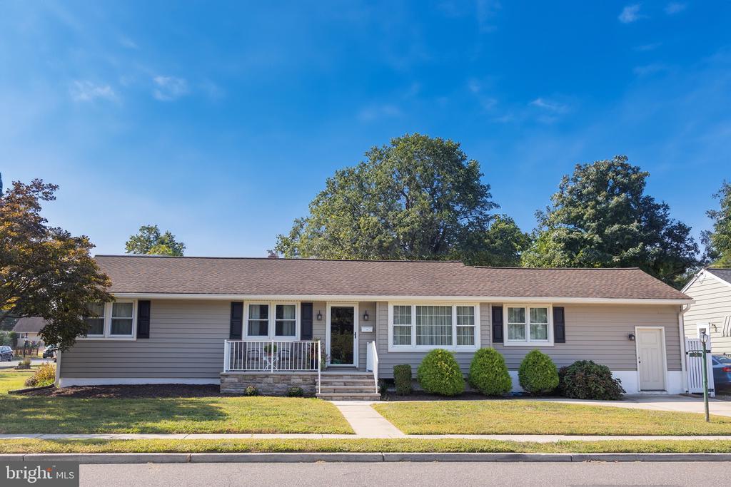Macon Dr, Trenton, NJ 08619