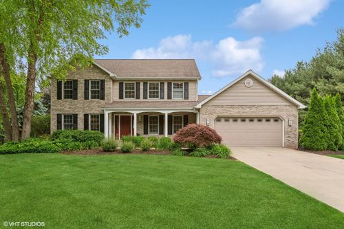 3545 Wyndwicke Dr, Saint Joseph, MI, 49085-8604 | Card Image