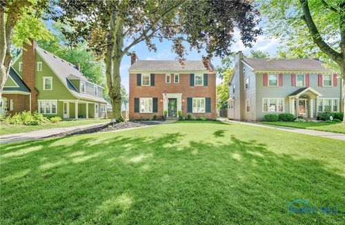 2230 Middlesex Dr, Toledo, OH, 43606-3140 | Card Image