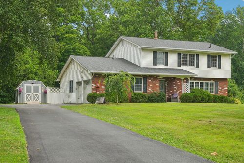 15 Bradner Dr, Warwick, NY, 10990-3602 | Card Image