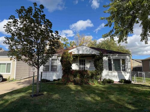 2030 3rd Ave, Rapid City, SD, 57702-3390 | Card Image