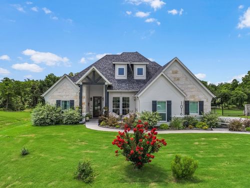 1016 Hennesay Park, Springtown, TX, 76082-2612 | Card Image