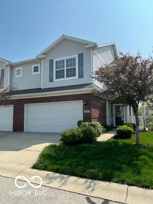 7-10927 Lemongrass Dr, Zionsville, IN, 46077-8577 | Card Image